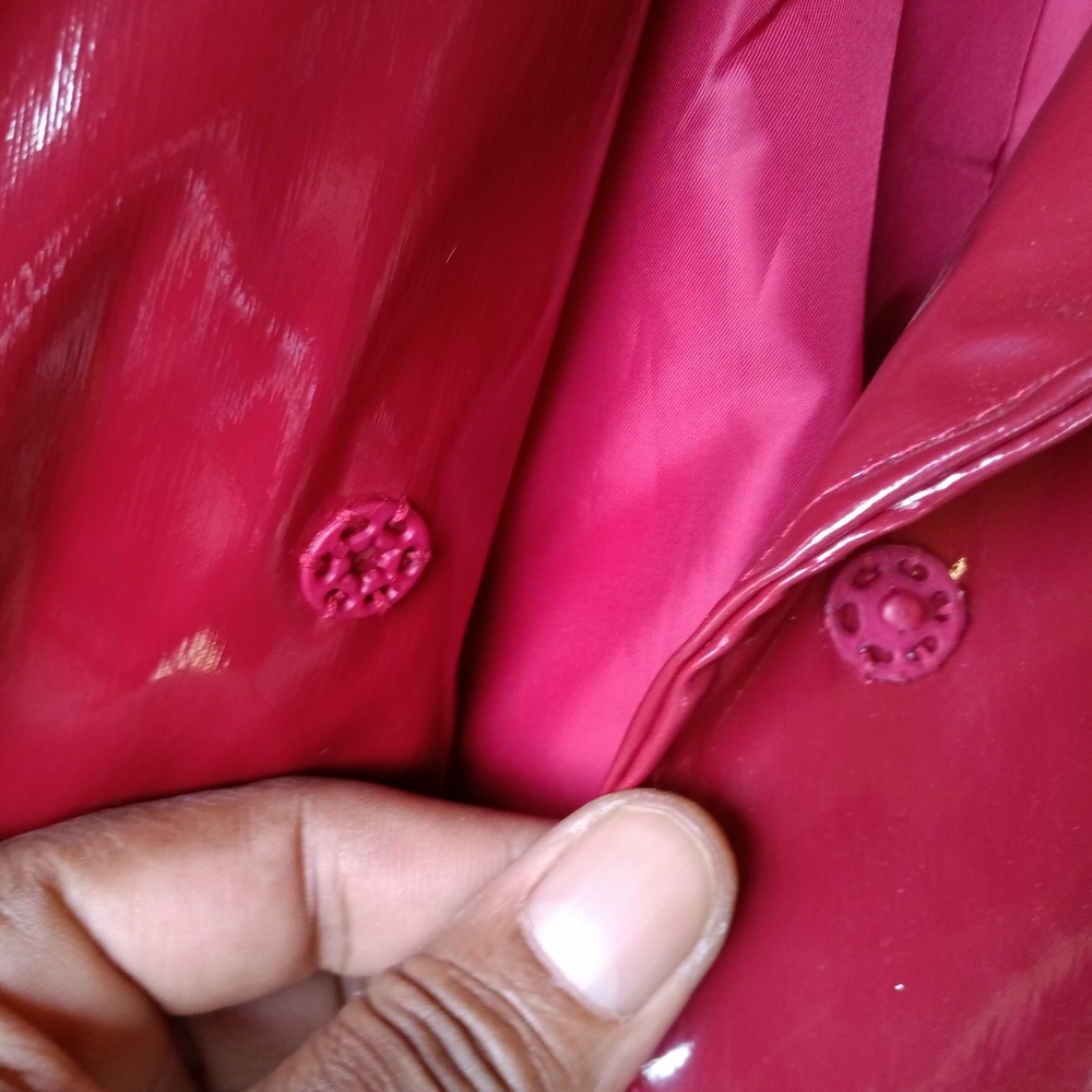 Deep red vinyl jacket - Picture 7 of 7